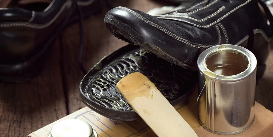 چسب کفش چیست