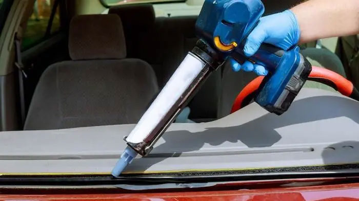 انواع چسب خودرویی